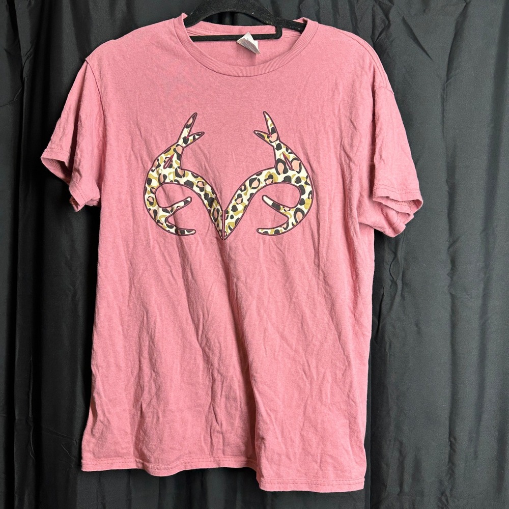 Delta Pro Weight Realtree Leopard Print Logo Graphic T-Shirt Pink Womens Medium